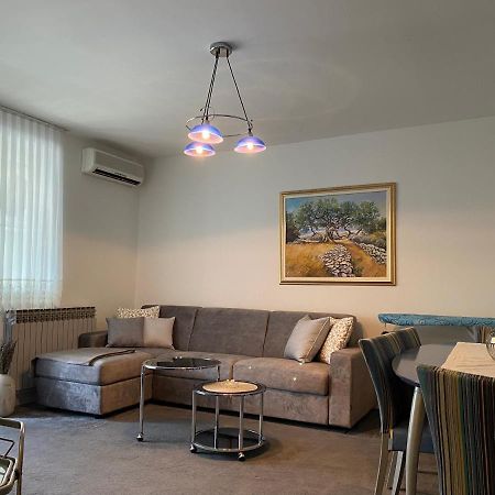 Apartman 奈维斯 外观 照片